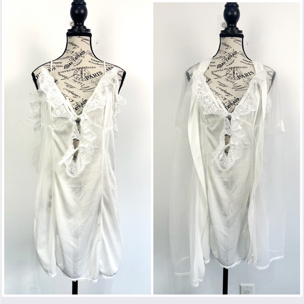 Vintage Babydoll Nightie with Robe Set in White Sz Large